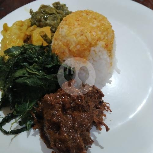 Nasi Rendang menu Rumah Makan Padang Malah Dicubo