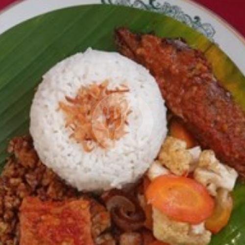 Paket Combo Nasi Sayur Lodeh + Telur Dadar + Es Teh menu Aneka Bothok, Sukolilo