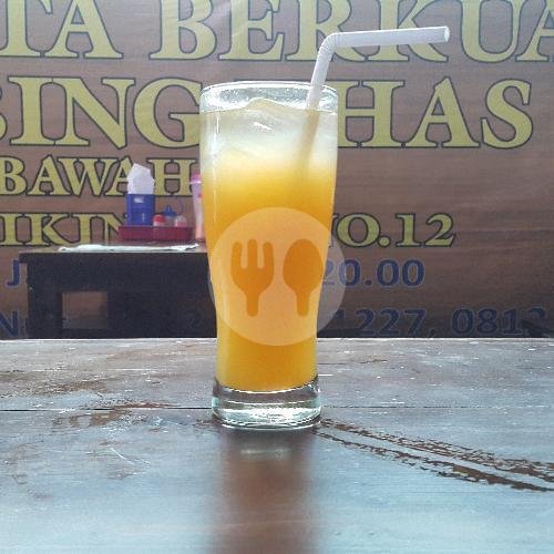 Es Teh Tawar menu Soto Jakarta Bawah Rel