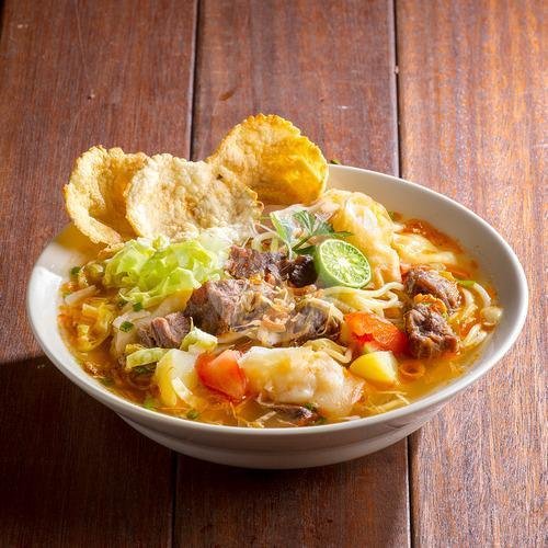 Sop Buntut Rebus menu Kafe Betawi, Tunjungan Plaza