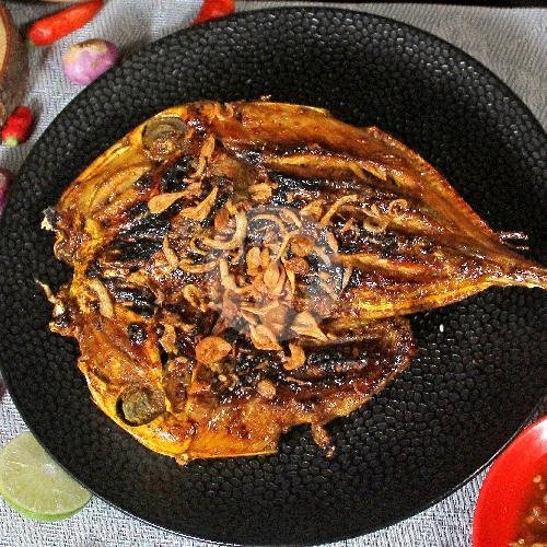 Ikan Etong ( 7 - 7,5 Ons ) menu Saung Ikan Bakar, Panghegar