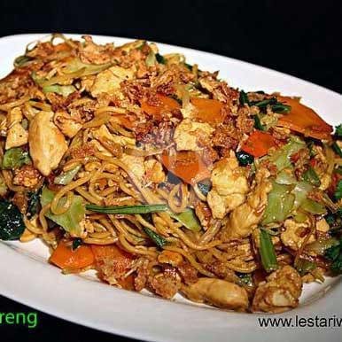 MIE GORENG SPECIAL AYAM LANGGANAN RAJA menu Nasi Goreng, Mie Goreng, Kwetiaw, Bihun, Capcay, Batujajar