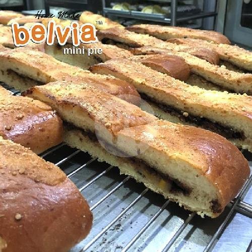 Belvia Mini Pie: Nostalgia Rasa di Tengah Surabaya