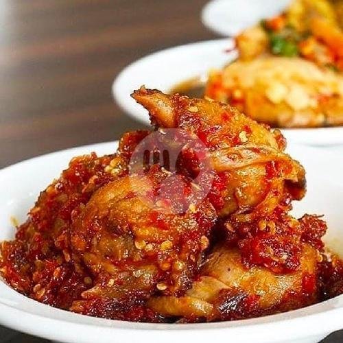 Ayam Ternate Porsi Kecil menu ROA Manadonese Food, Pancoran