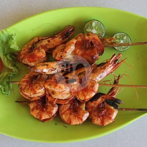 Mendoan menu Bakar Ikan Zorojoy, Ciamis