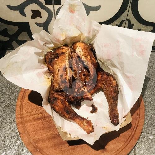 1 Ekor Ayam Asap menu Maslow Smokehouse, Kumeli Social Park