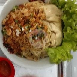 Depot ME Mojokerto: Pengalaman Makan Pangsit Mie Ayam yang Bikin Nagih