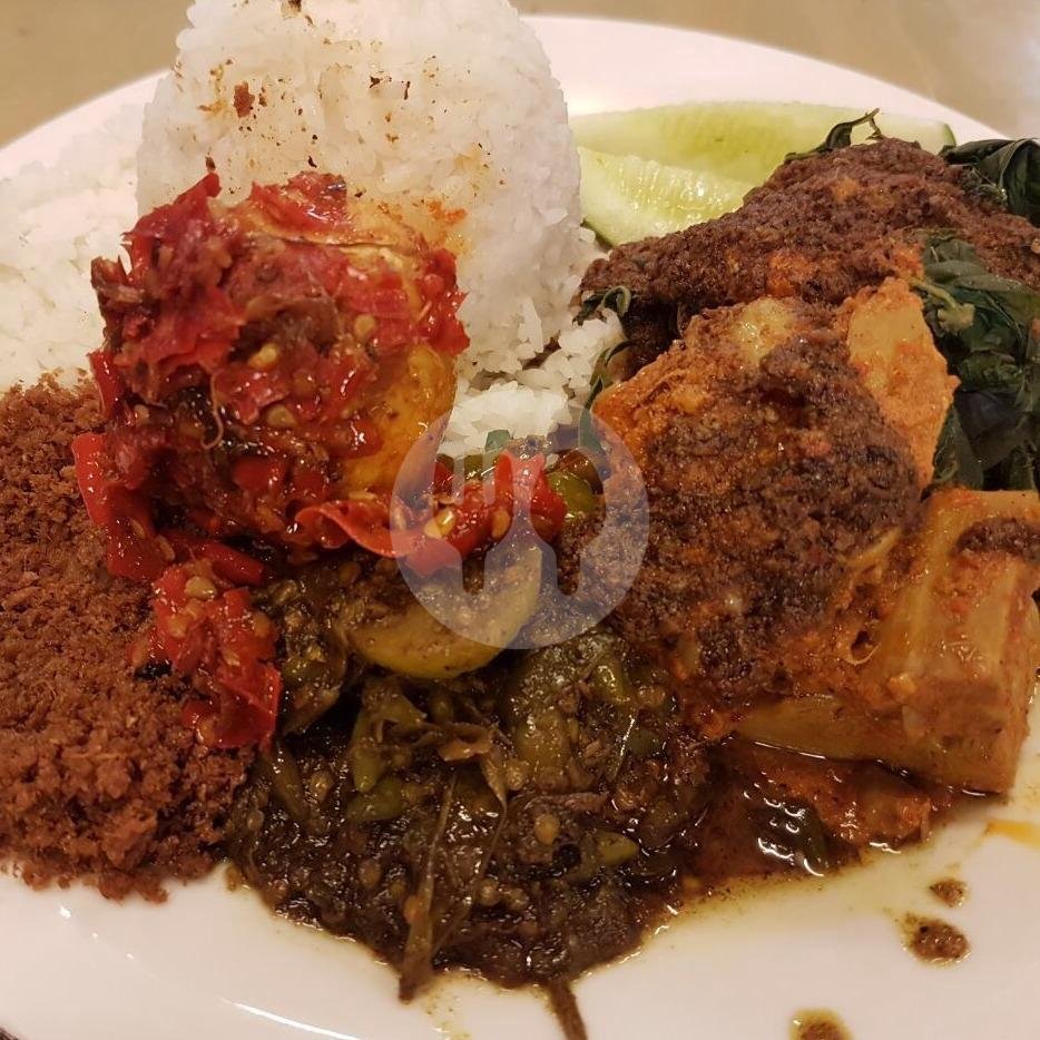 Nasi Putih menu RM Siang Malam Masakan Padang, Kemayoran