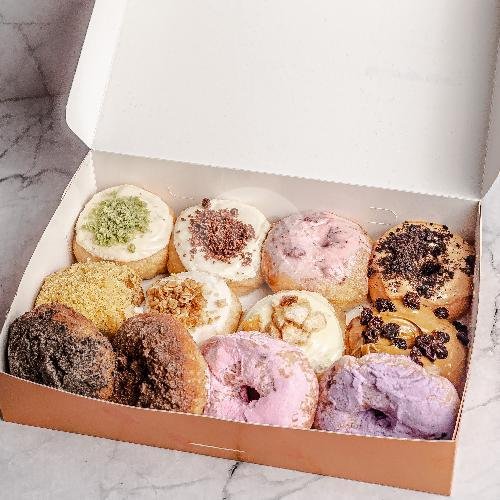 Blossom Classic menu Donat Bahagia, Cibeunying