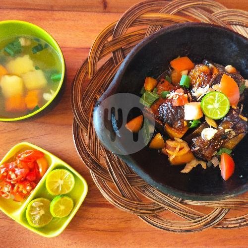 Steak Iga menu Iga Bakar Pojok Rasa Batununggal