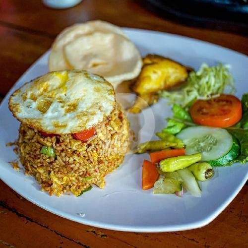 Review Waroeng Steak Bledek (WSB) di Jiwan: Steak Lezat dengan Suasana Cozy