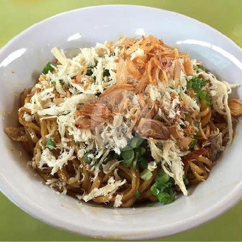 Yamien Asin Baso menu Bakut Ahon, Cicendo