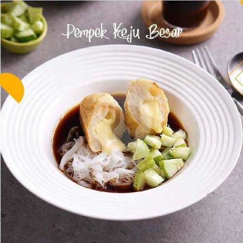 Pempek Vacuum Mix (2 Besar, 11 Kecil) menu Juragan Pempek, Siti Munigar