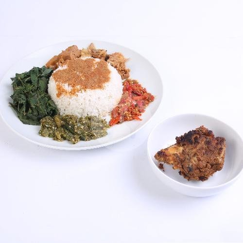NASI AYAM LADO MERAH KOMPLIT menu Nasi Padang RM. Salero, Malabar