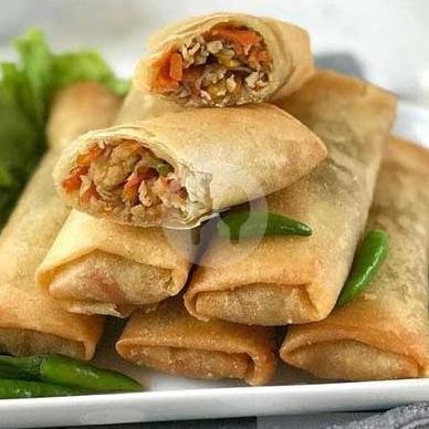 Lumpia Isi Ayam menu Dapur Surya Jln Imogiri Timur Km 13 Sebelah Surya Mart
