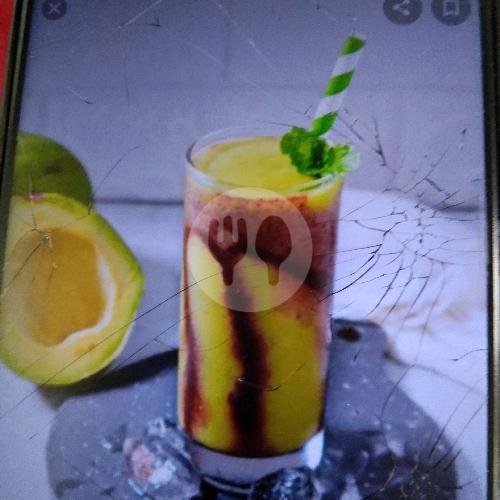 Juice Alpokad menu Rumah Makan 5 Serangkai Masakan Khas Karo Medan