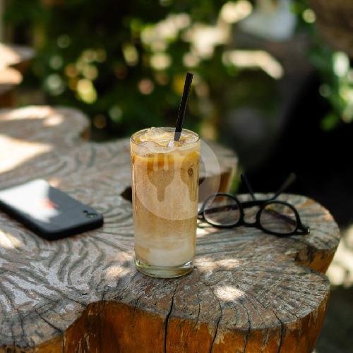 Salted Caramel Coffee Latte menu IKIO COFFEE, Madiun