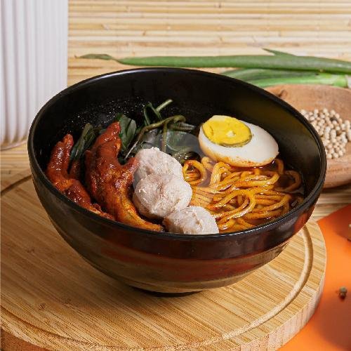 Mie Juara Se-Indonesia menu Mie Merapi, Dipatiukur