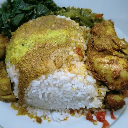 Nasi + Kikil Tunjang menu RM Padang Mahkota Minang