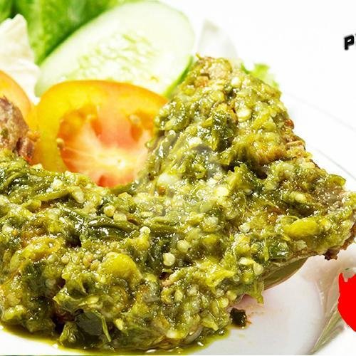 Nasi Ayam Bakar+ Bakwan + Es teh menu Penyetan Mas Har 2, Ringin Raya