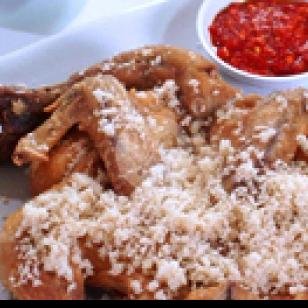 Paket Makmur menu Ayam Tulang Lunak Hayam Wuruk, Plaza Ambarrukmo