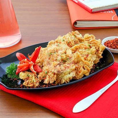Mie Pedas Lamtur Sedang menu Ayam Gepuk Pak Gembus, Marapalam