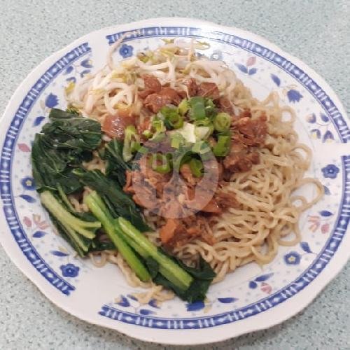 Bakmi Lebar Babi menu Bakmi Bangka Aloy Sunter, Sunter Indah Raya