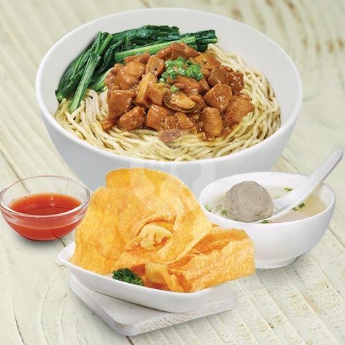 Combo Bakso Campur menu Mie Ramor, Majapahit