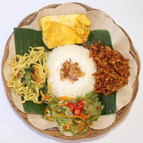 Nasi Campur Telor Ceplok menu Pecel Kediri Buk Gik, Ngagel Rejo Kidul