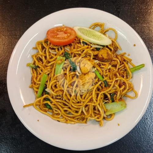 Bihun Goreng menu Prung Kudap Eatery, Nasi Goreng, Bakmoy, Lengko, Jinggo
