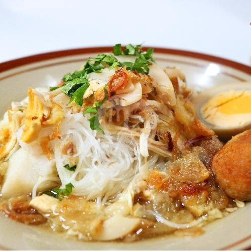 Review Depot Soto Banjar Achmad Jais Malang: Nasi Kuning dan Patin Bakar yang Menggugah Selera