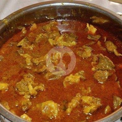 Nasi Gulai Cumi Isi Telur menu Rm. Cahya Minang, Sarimanah