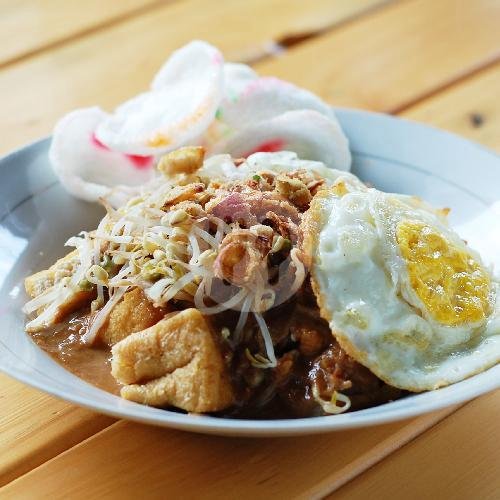 Gobek Samjo (Sego Bebek Sambal Ijo) menu Soto Kudus Kedai Taman