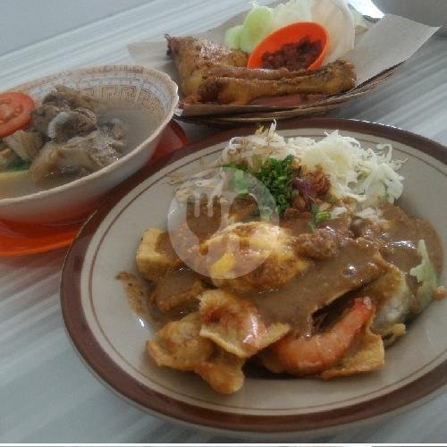 Tahu Gimbal menu Tahu Gimbal & Soto Neon, Pringgading Raya