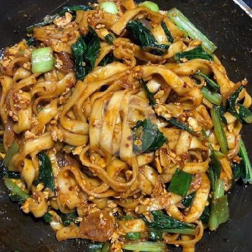 Kwetiau goreng original menu WARUNG PANGSIT LANANG