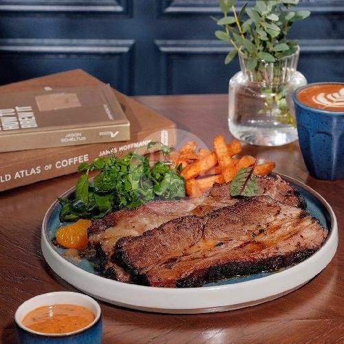 Smoked Beef Brisket Double menu Mr. Roastman Smoked & Brewed, Panglima Polim