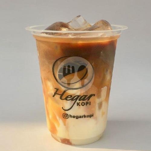 Es Lychee Yakult menu Hegar Kopi, Surapati