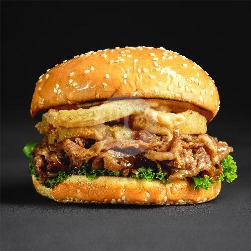 Lady Biker menu Inlander Burger, Candi Trowulan