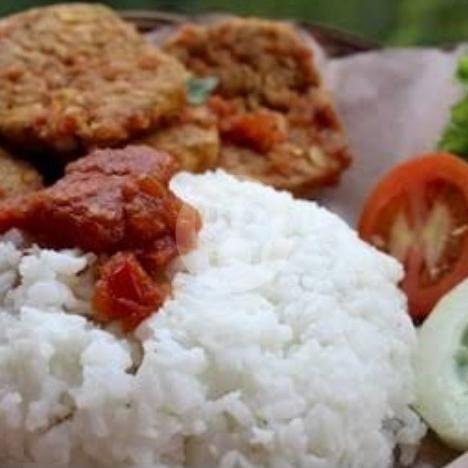 Paket Bebek Goreng menu Warung Teras, Sukun