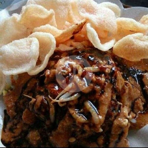 Kupat Tahu Pak Aja Putra: Surga Kuliner di Ujung Berung Bandung