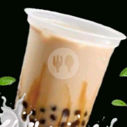 Es Bucin Rasa Strawberry menu Dapoer Neng Jenong, Caringin