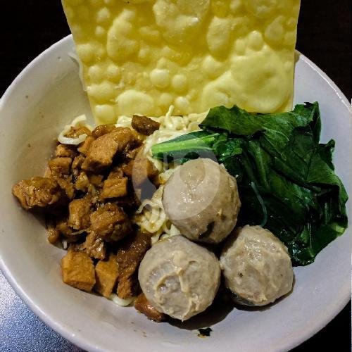 Mie Ayam + Bakso Urat + Kecil menu Bakso Urat Sapi Wong Solo, Gedung Selmis
