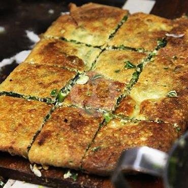 Telor Ayam/bebek 2 (Biasa) menu Martabak Bandung Akasia, Kebayoran Lama
