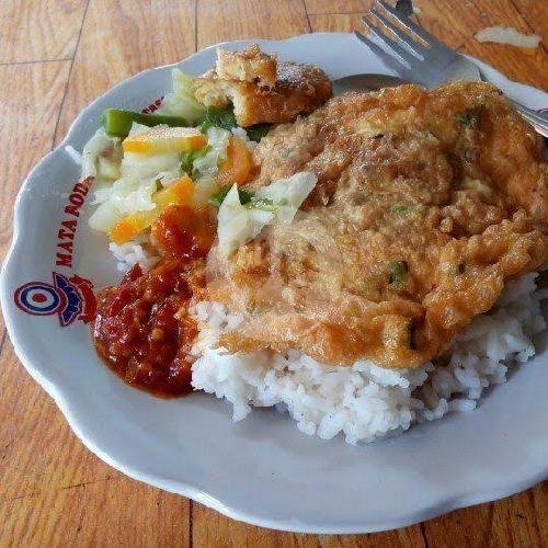 Omlet Indomie Nusantara menu WARMINDO PUTRA CIREMAI 1, TAMANTIRTO