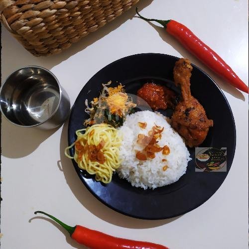 Nasi Campur Lauk Sate Komoh menu Warung Semur Gang Buntu, Klojen