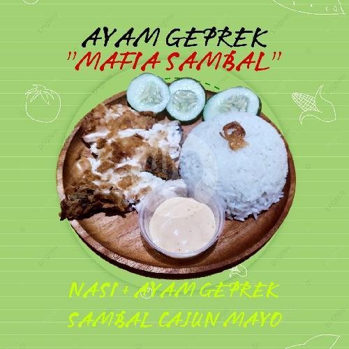 Nasi + Ayam Geprek hot Lava menu Ayam Geprek Mafia SambaL, BLAURAN