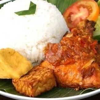 Review Restoran Ayam Penyet Nasi Uduk 17: Nikmati Hidangan Khas Indonesia di Bendungan Hilir