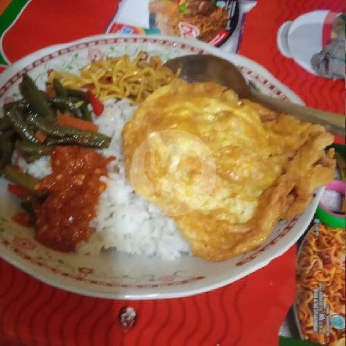 Nasi Ayam Goreng Paha Imut menu Warmindo Dan Bubur Ayam Berkah Ibu