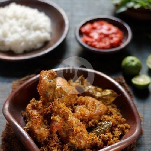 Paket Nasi Gepuk Sapi + Tahu menu Soto Bandung, Sop Iga & Gepuk Sambel Lalap Permata Biru