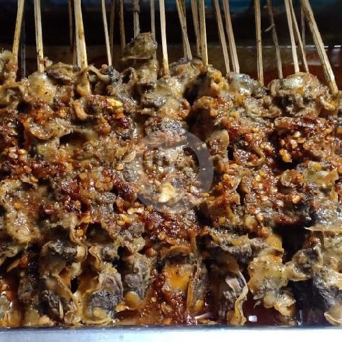 Es Teh Tawar menu Kupat Glabed P. Toni, Tegal Selatan